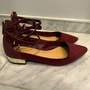 FREE 🆓 with Any Two Purchases - Flats in Burgundy, size 5